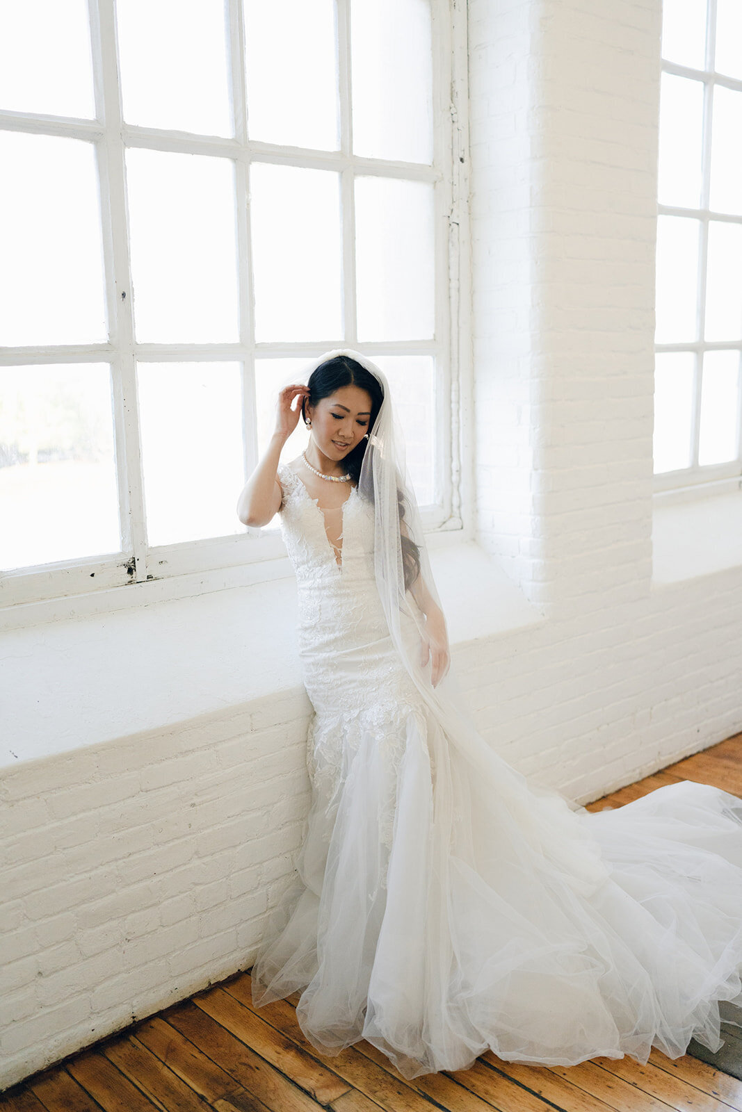 modern-bride-at-the-boylston-rooms-ma
