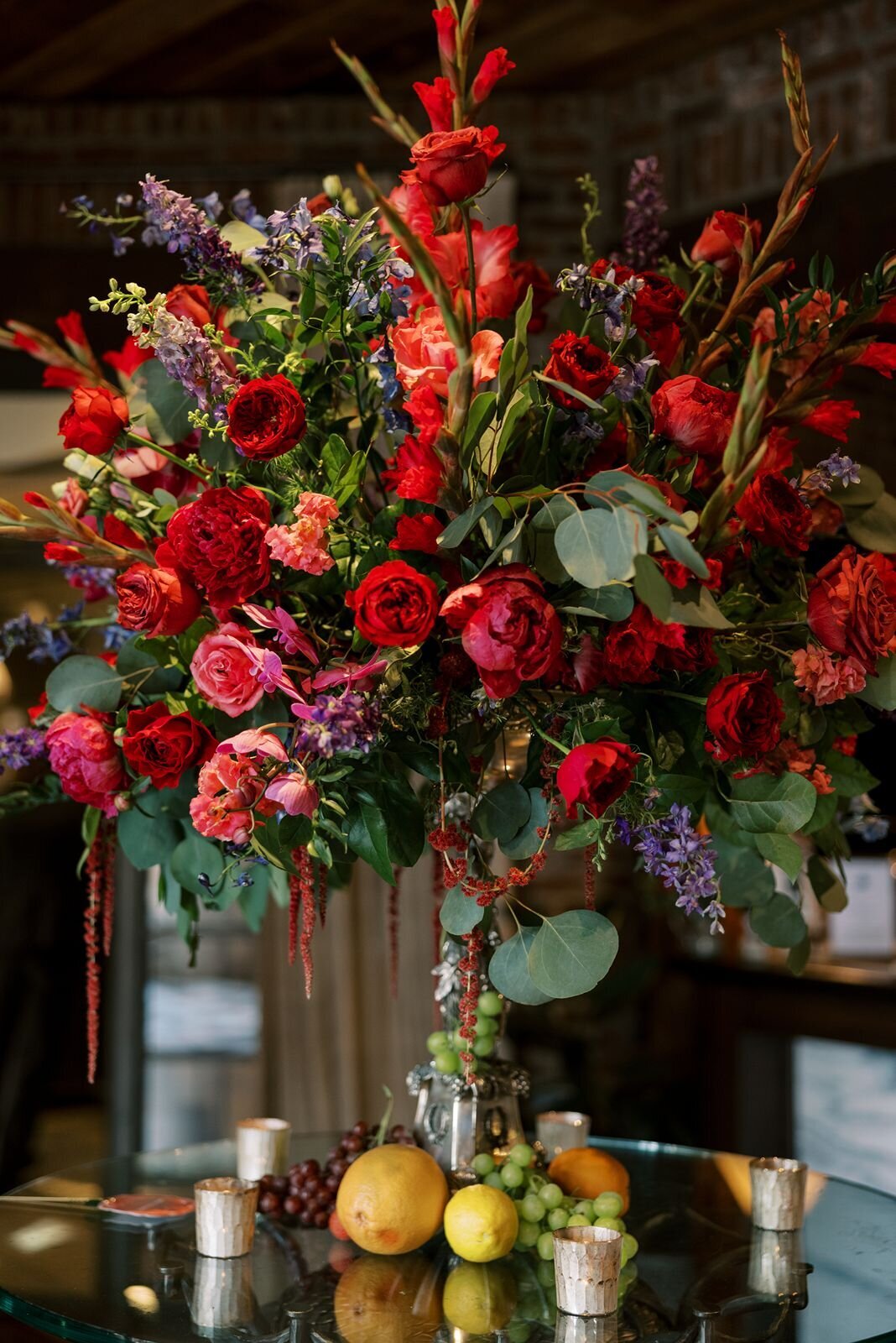 Apiary-Wedding-Summer-foyer-floral-arrangement