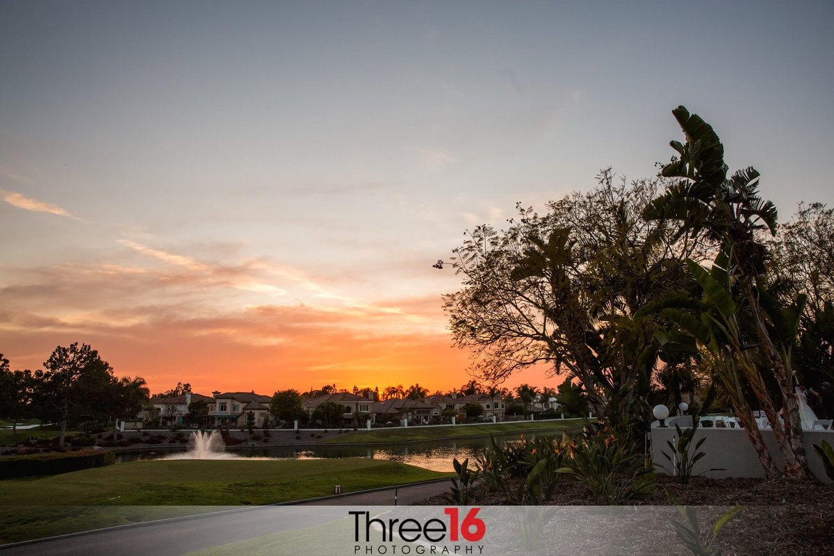 Beautiful sunset at the Tustin Ranch Golf Course wedding venue