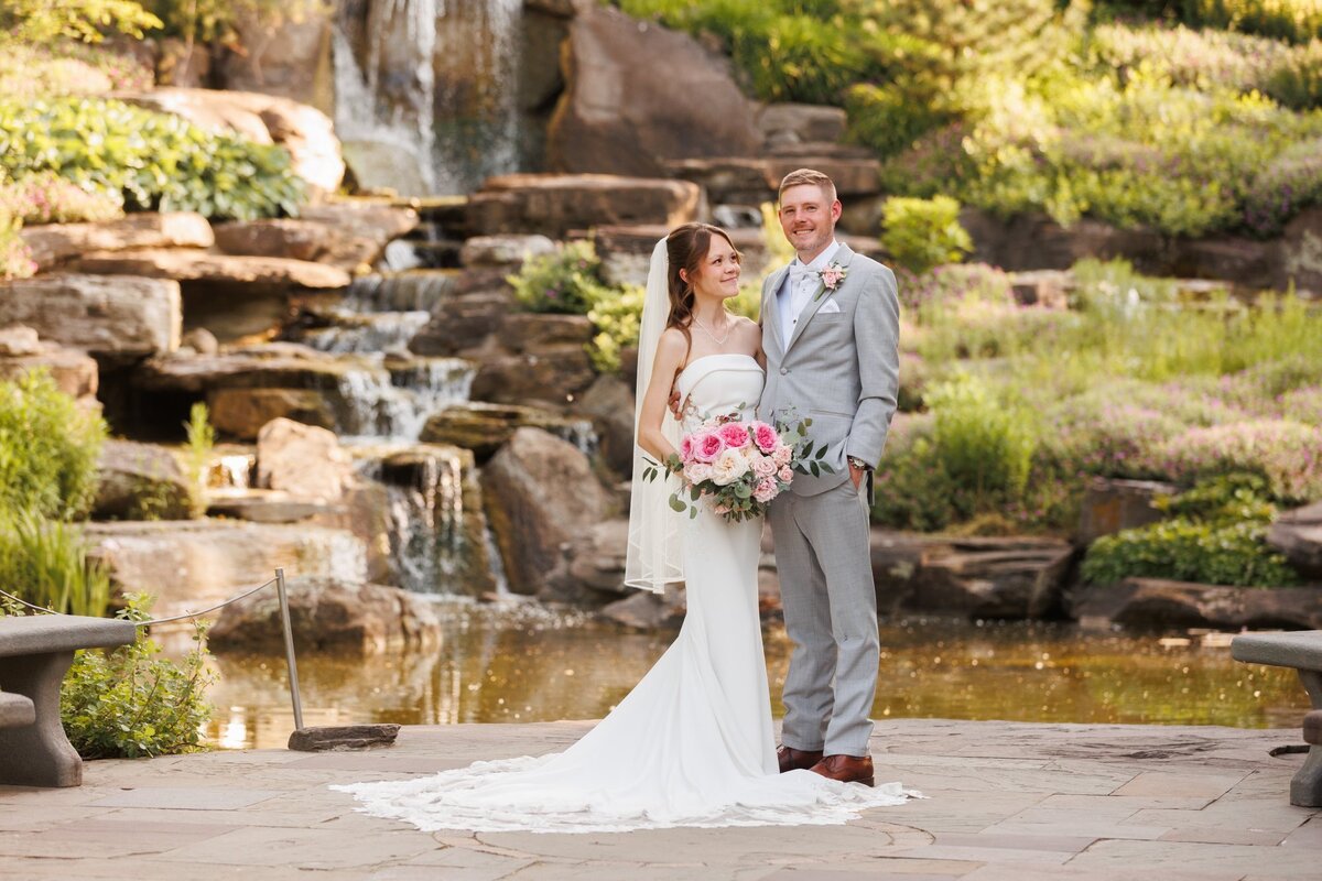 42-grand-rapids-frederik-meijer-garden-wedding