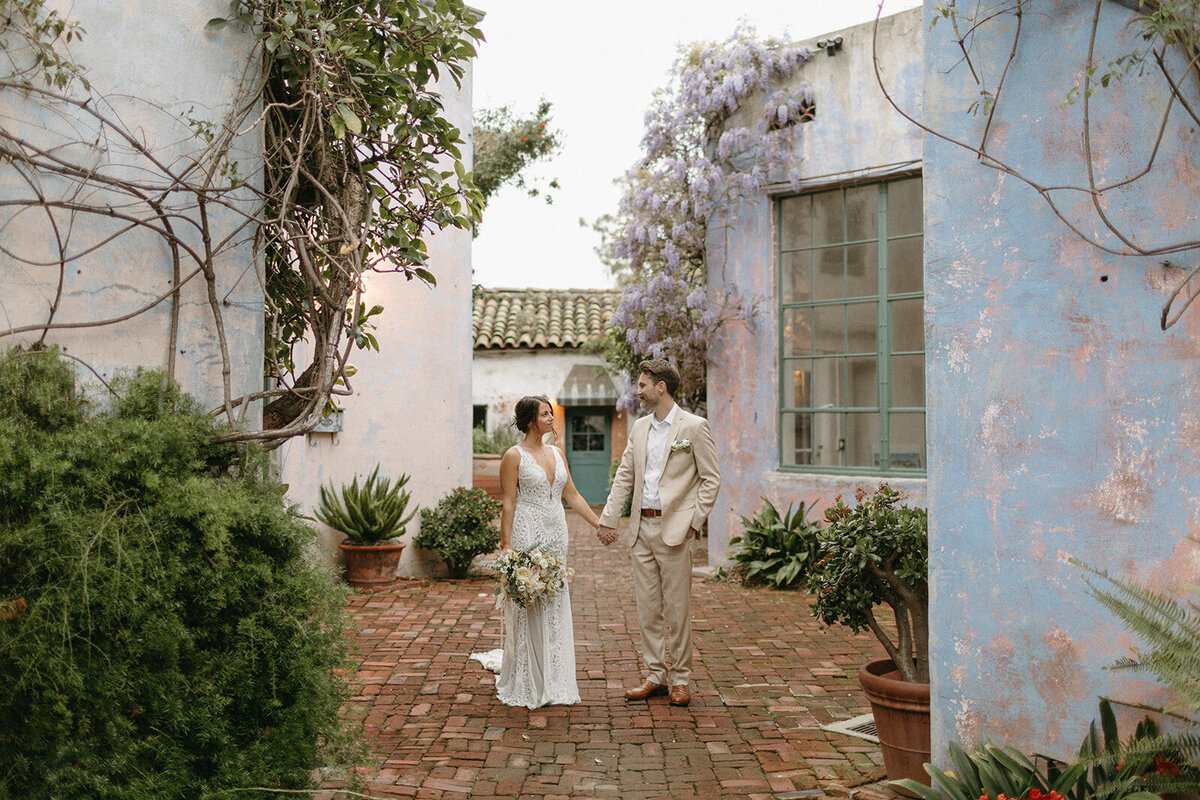 Dreamy-Outdoor-Wedding-Santa-Barbara-Historical-Museum-Megan-Rose-Events37