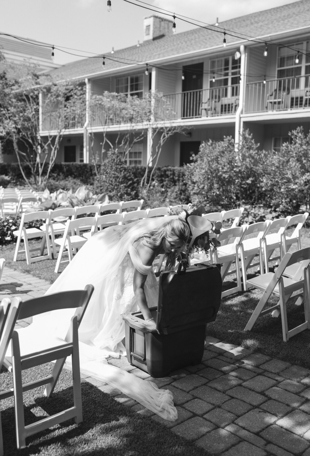 Kylie+TommyOldeMillInnWedding-669