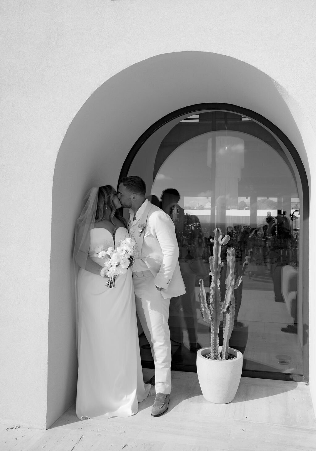Ceremony_TaraRichie_PortugalWedding_Ericeria_Photo-306
