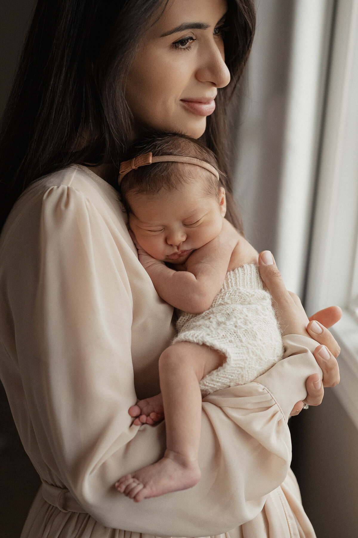 241116-west-michigan-motherhood-children-photographerBC8I4063