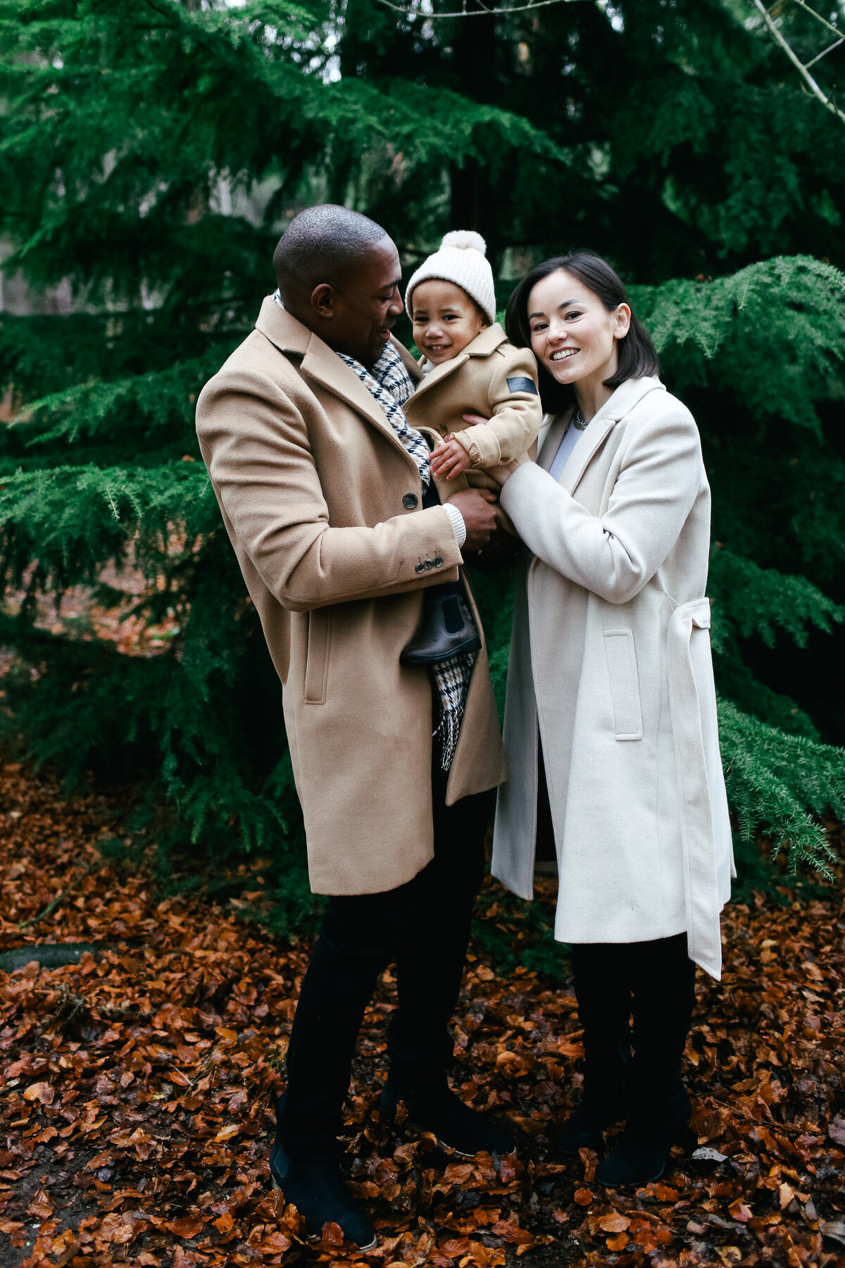 family-photoshoot-surrey-leslie-choucard-photography-30