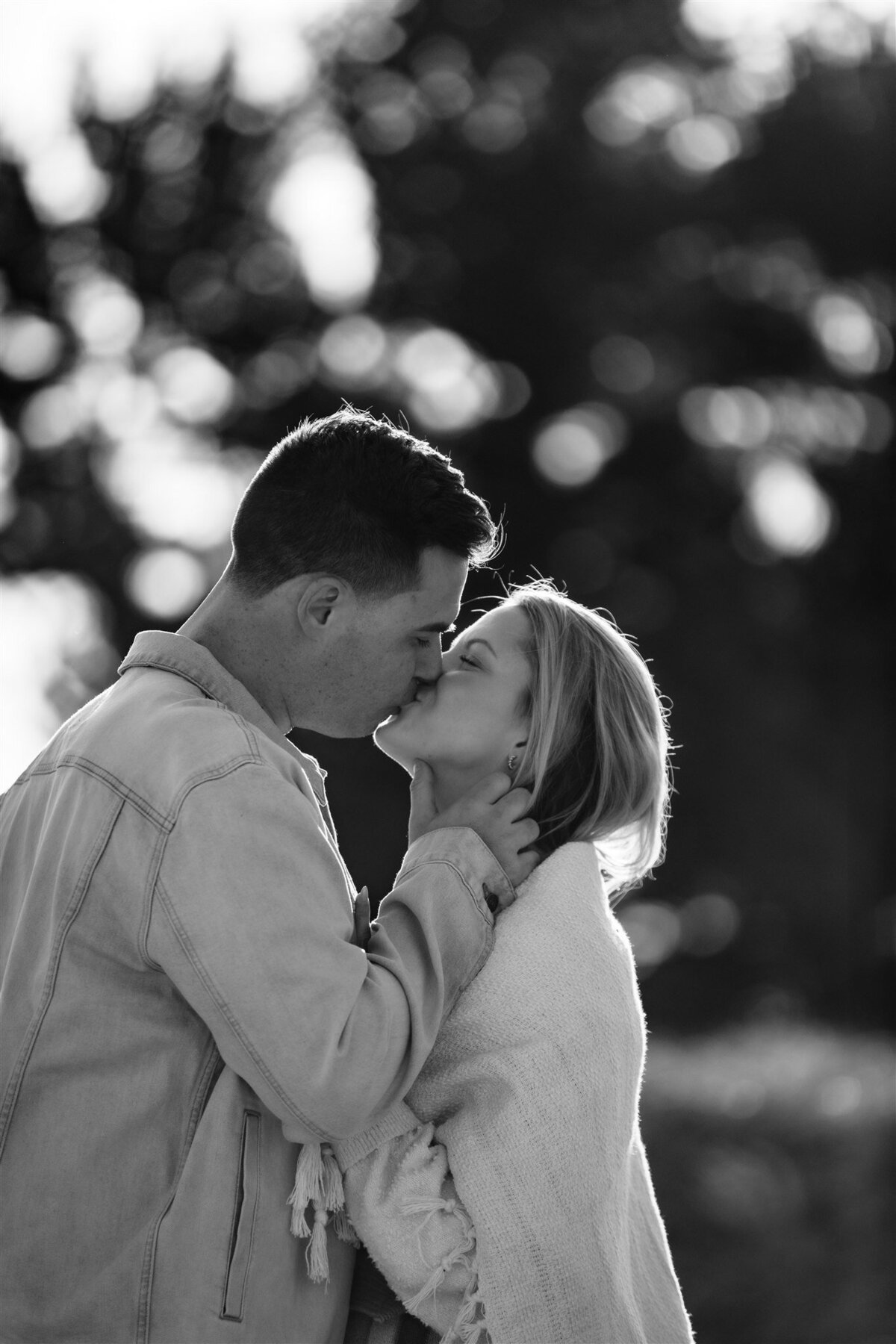 milwaukee-wedding-photographer-lake-michigan-engagement-73