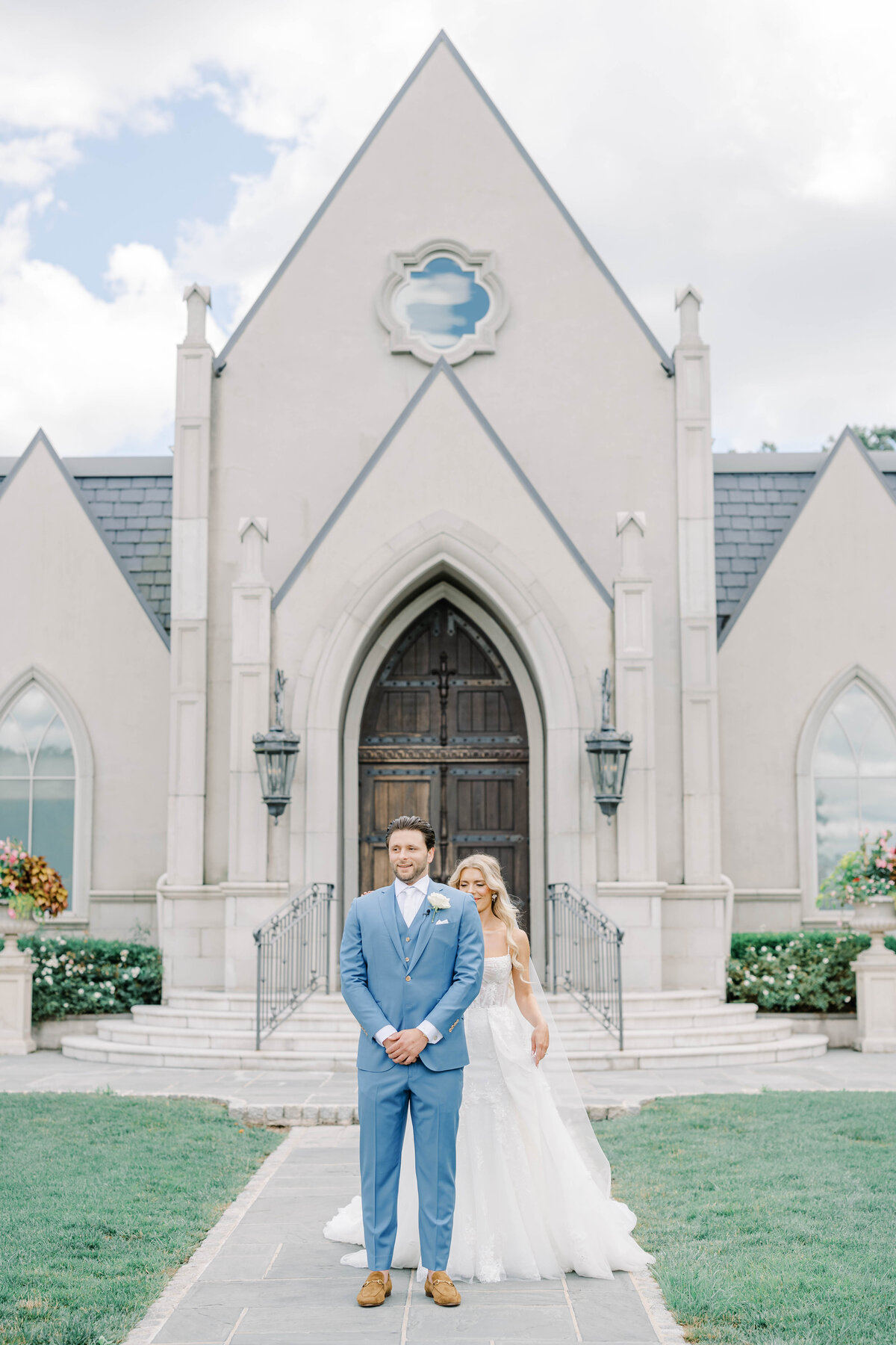 Caitlyn_and_Joe_Sneak_MTA-79