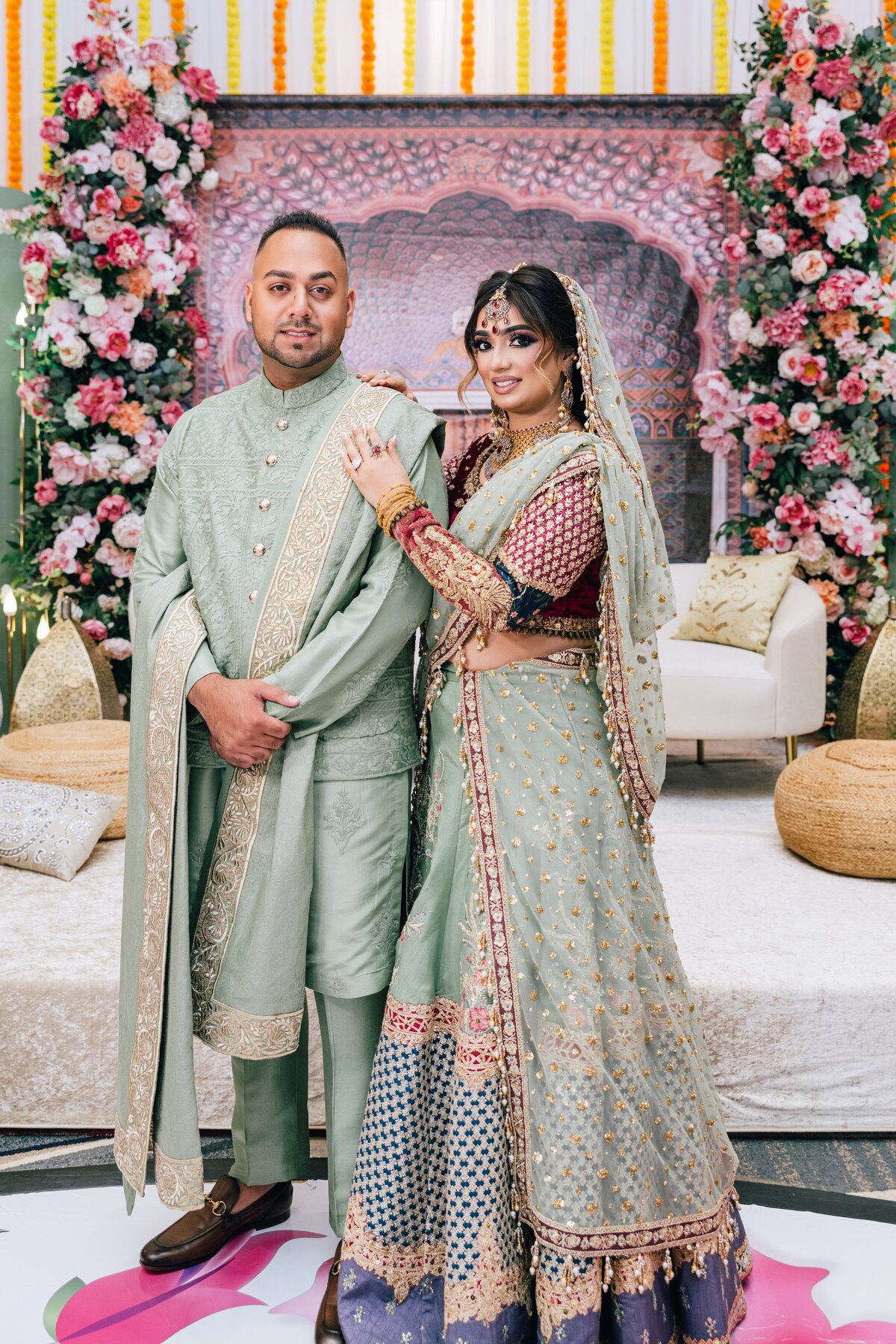 jpeg-optimizer_Chicago-wedding-photographers-Maha-Studios-Teba-Hamd-Mehndi-2