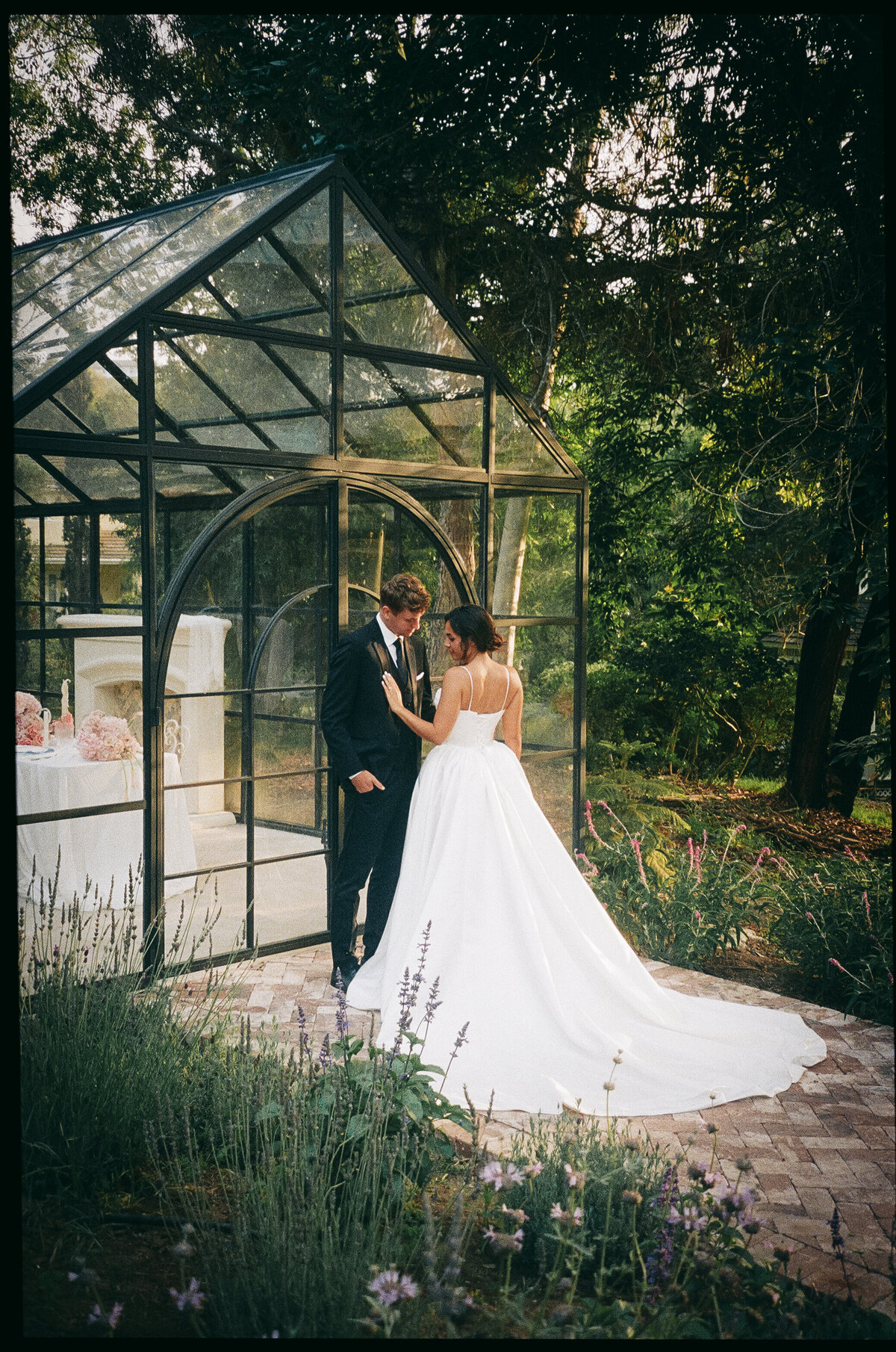 WhispersOfTheGardenFilm-066