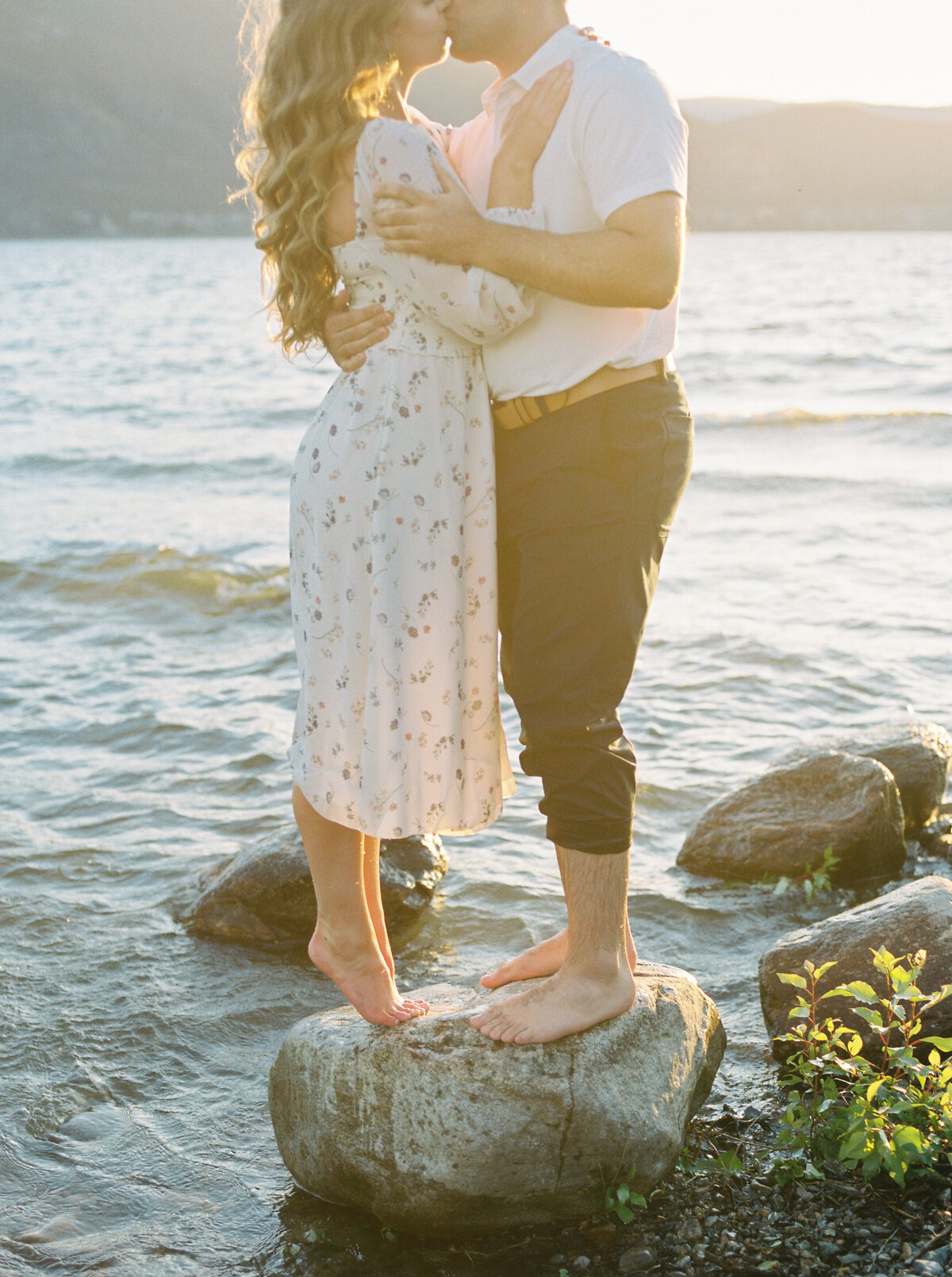 minted-photography-cedar-creek-winery-engagement-bc-26