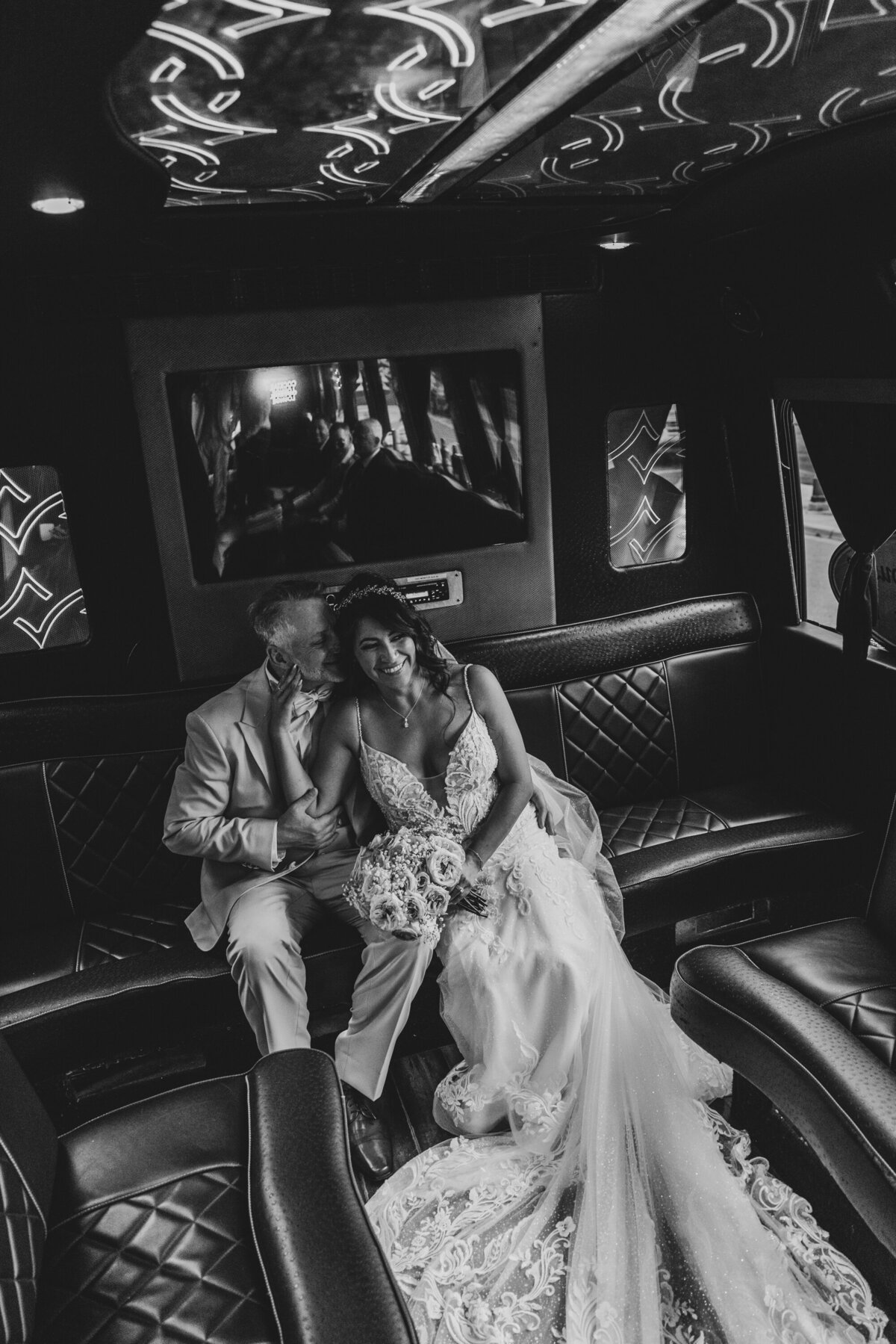 Neriphoto-Cascade-hills-Country-club-wedding-045