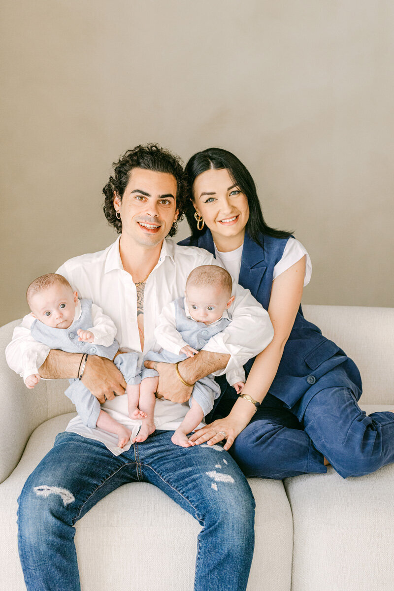 Phoem_Studio_photography_studio_family_R&S_twins-9