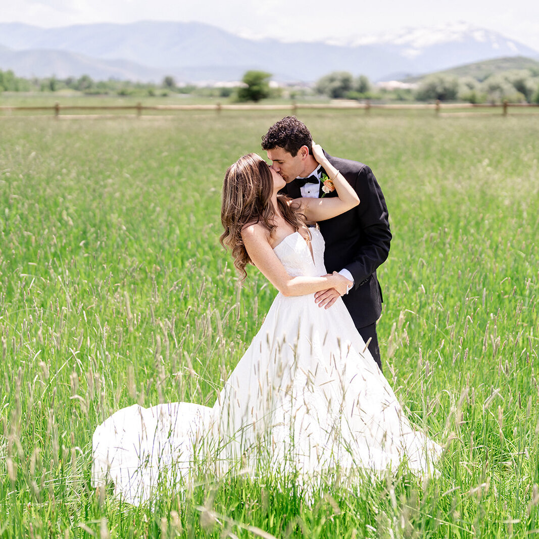 river-bottoms-ranch-june-summer-mountain-wedding-pepper-nix-2408-0397
