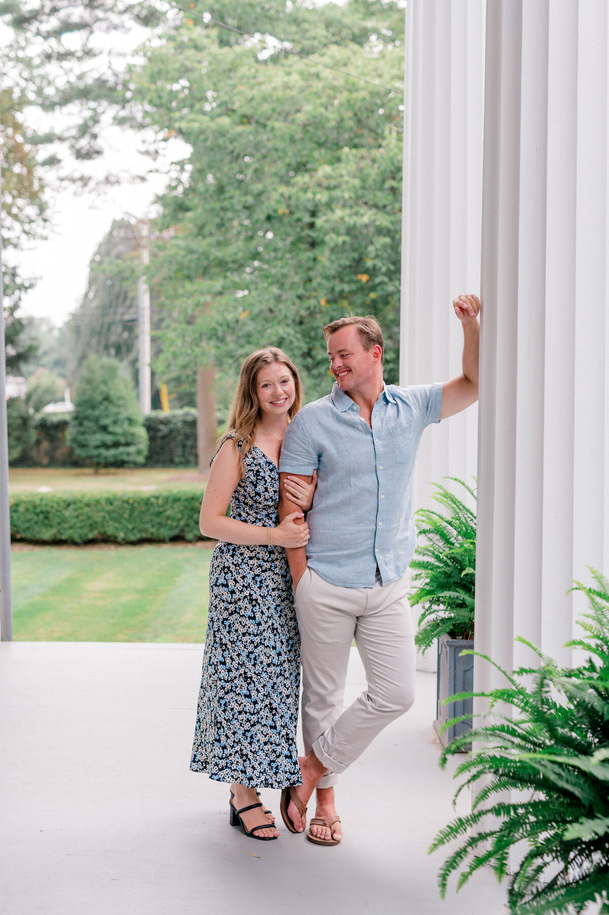 Burr-Mansion-Fairfield-Engagement-Session11