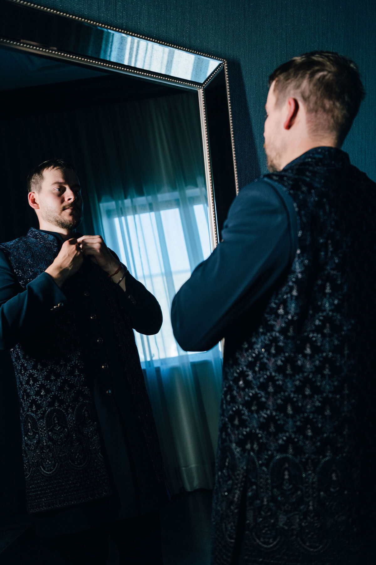 Chicago-wedding-photographers-Maha-Studios-Erica-Ben-Reception-52