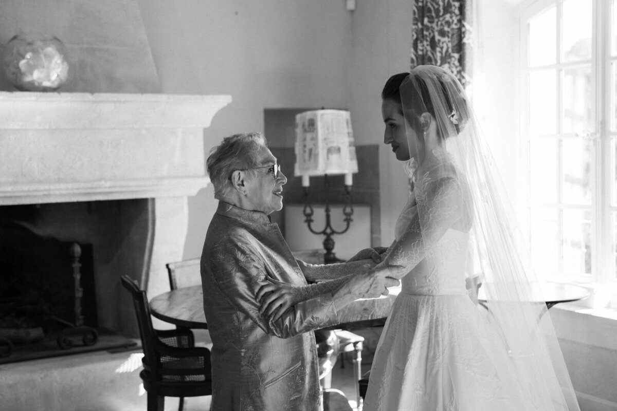 Flora_And_Grace_Editorial_France_Analog_Editorial_Wedding_Photographer (1 von 1)-69