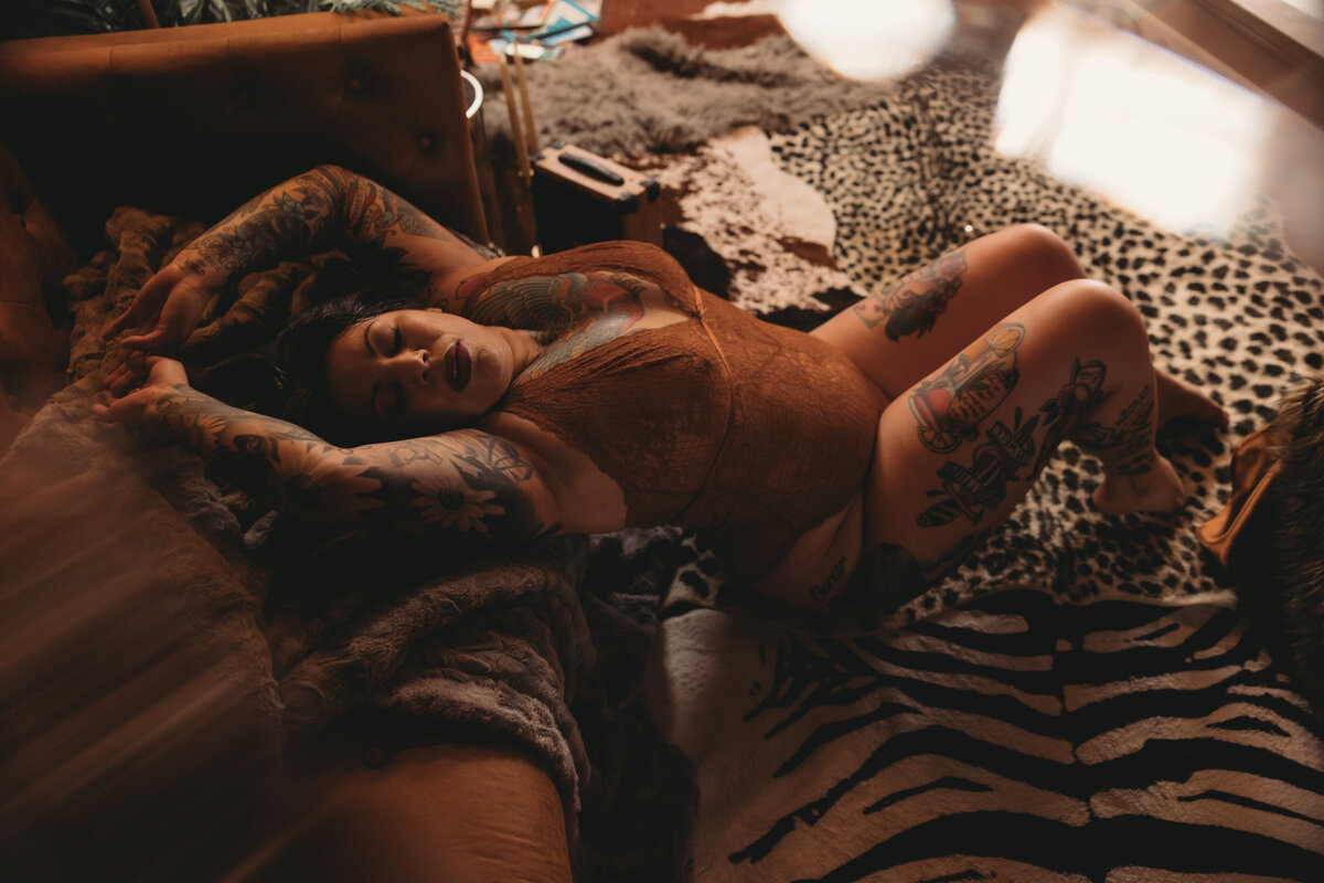 boudoir photography, boudoir photography near me, boudoir photographer, boudoir photo shoot, boudoir photos, boudoir shoot, boudoir photography Sacramento