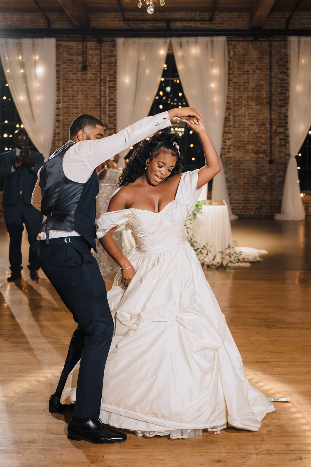 Ed and Aileen Photography Chicago Illinois Digital Film Wedding Engagement Photographers Destination Bibb Mill60