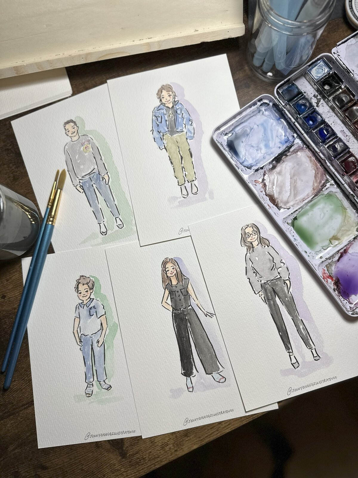 event illustrator capturing guests with quick live sketches at a private birthday celebration