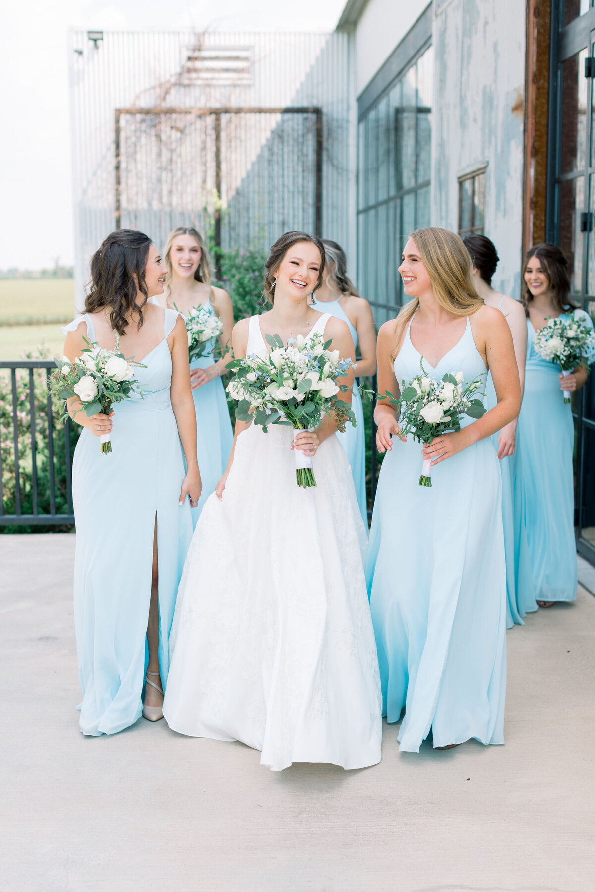 summer-rustic-blue-gin-wedding-15