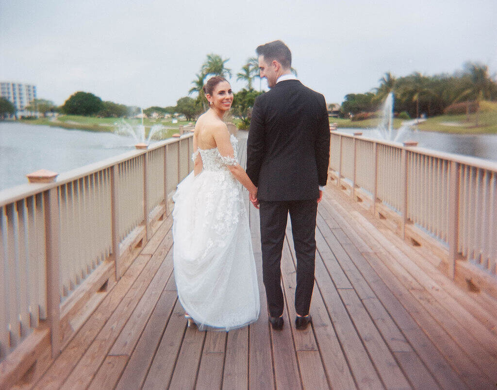 35-sewanee-mountain-wedding-chapel-modern-vintage-events