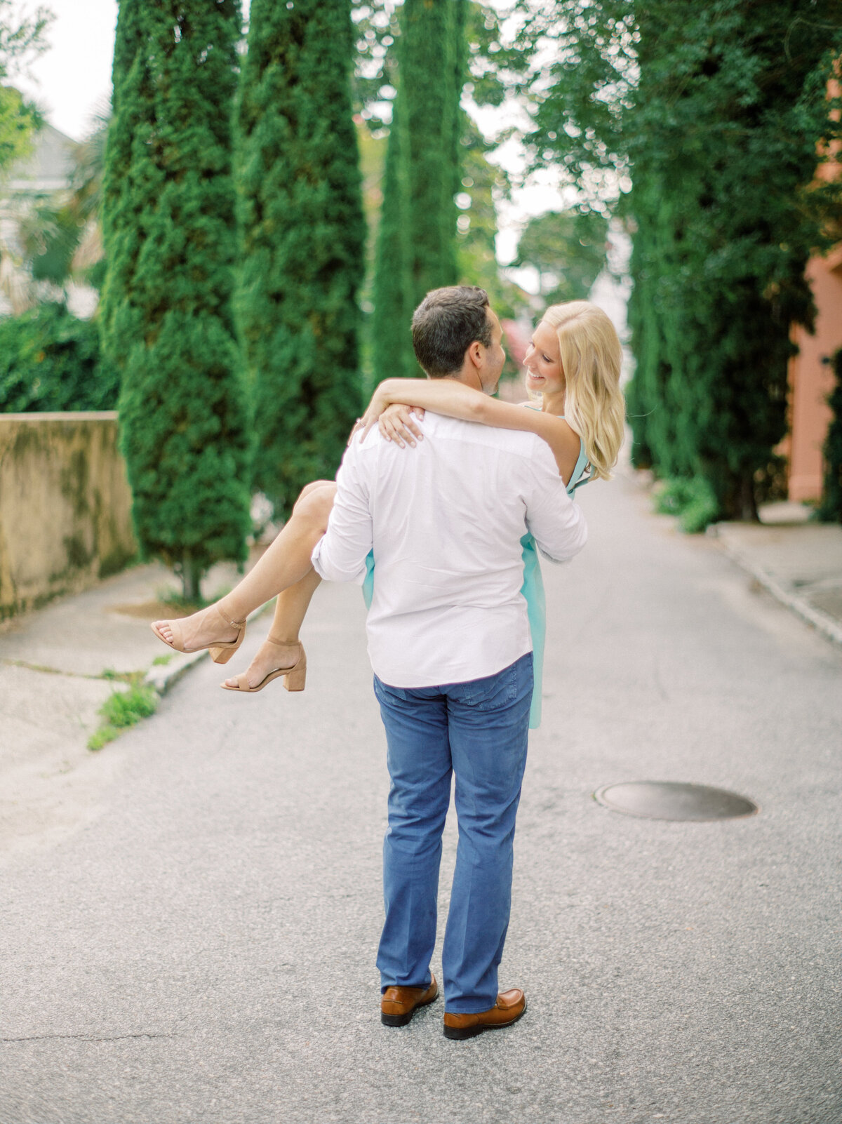 Historic-Charleston-Engagement-session-by-philip-casey-012