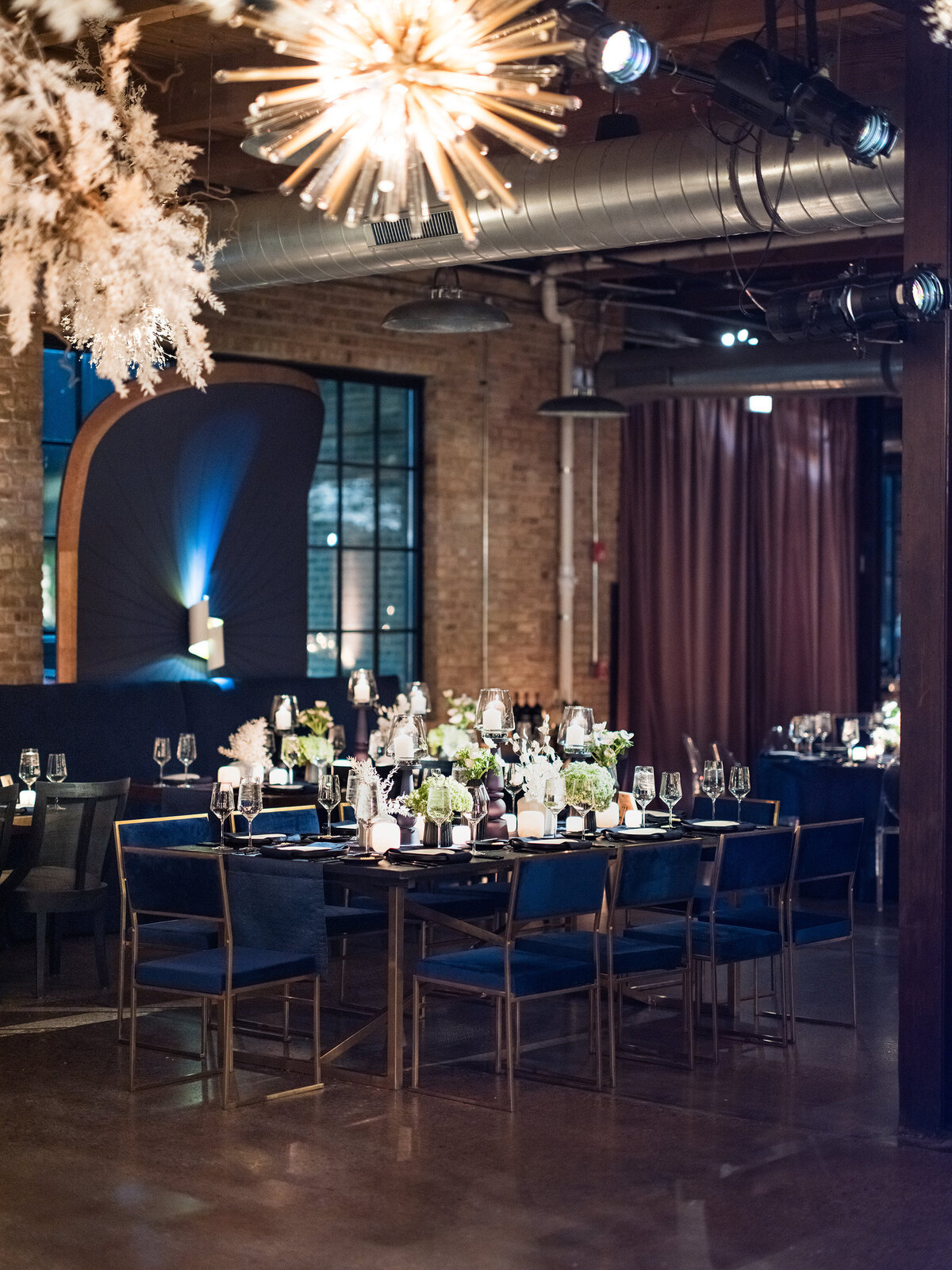 Liz & Jordan Carolyn Flueckiger CF Fine Events Chicago Wedding Planner Kent Drake Photography Morgan Manufacturing