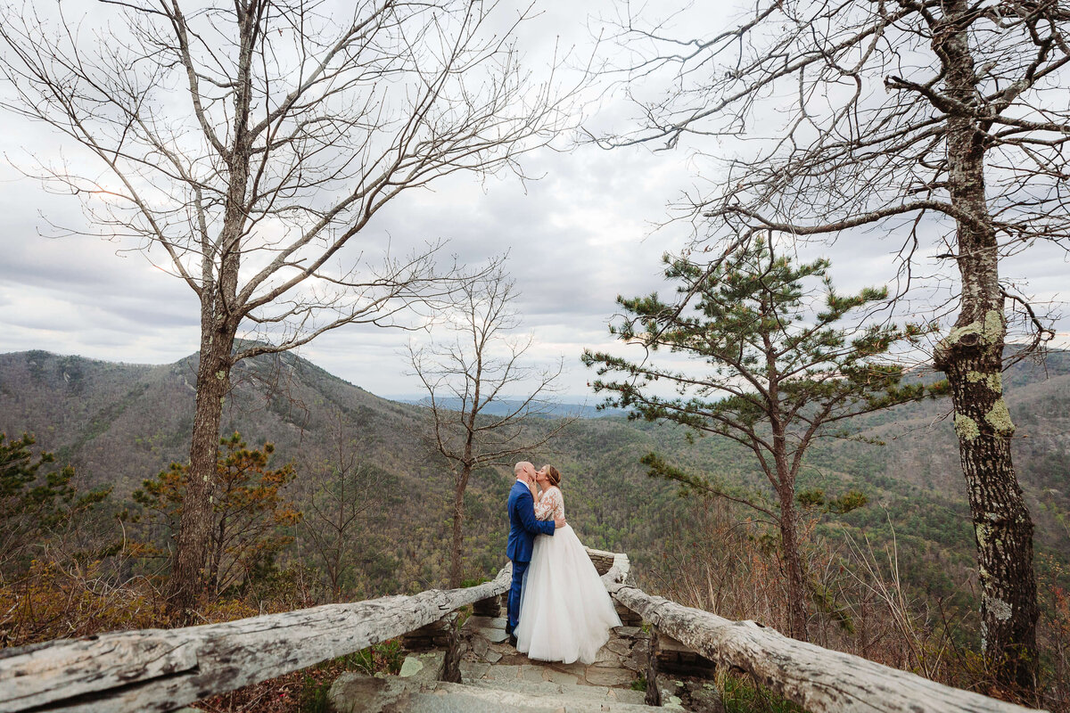 Wiseman's-View-NC-Elopement-47