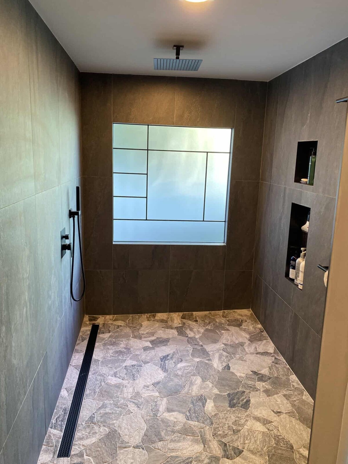 blucco-construction-walk-in-shower-renovation