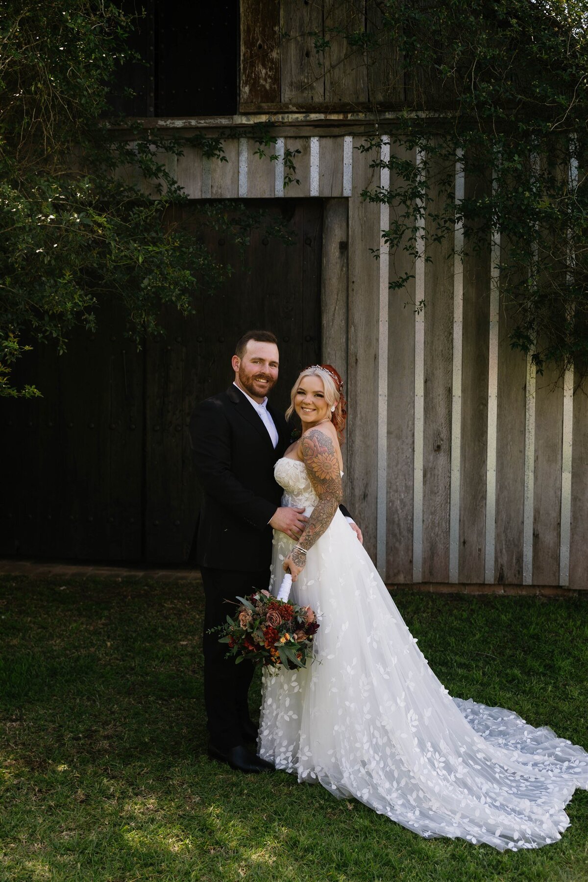 Laura & Brad Sneak Peaks -3