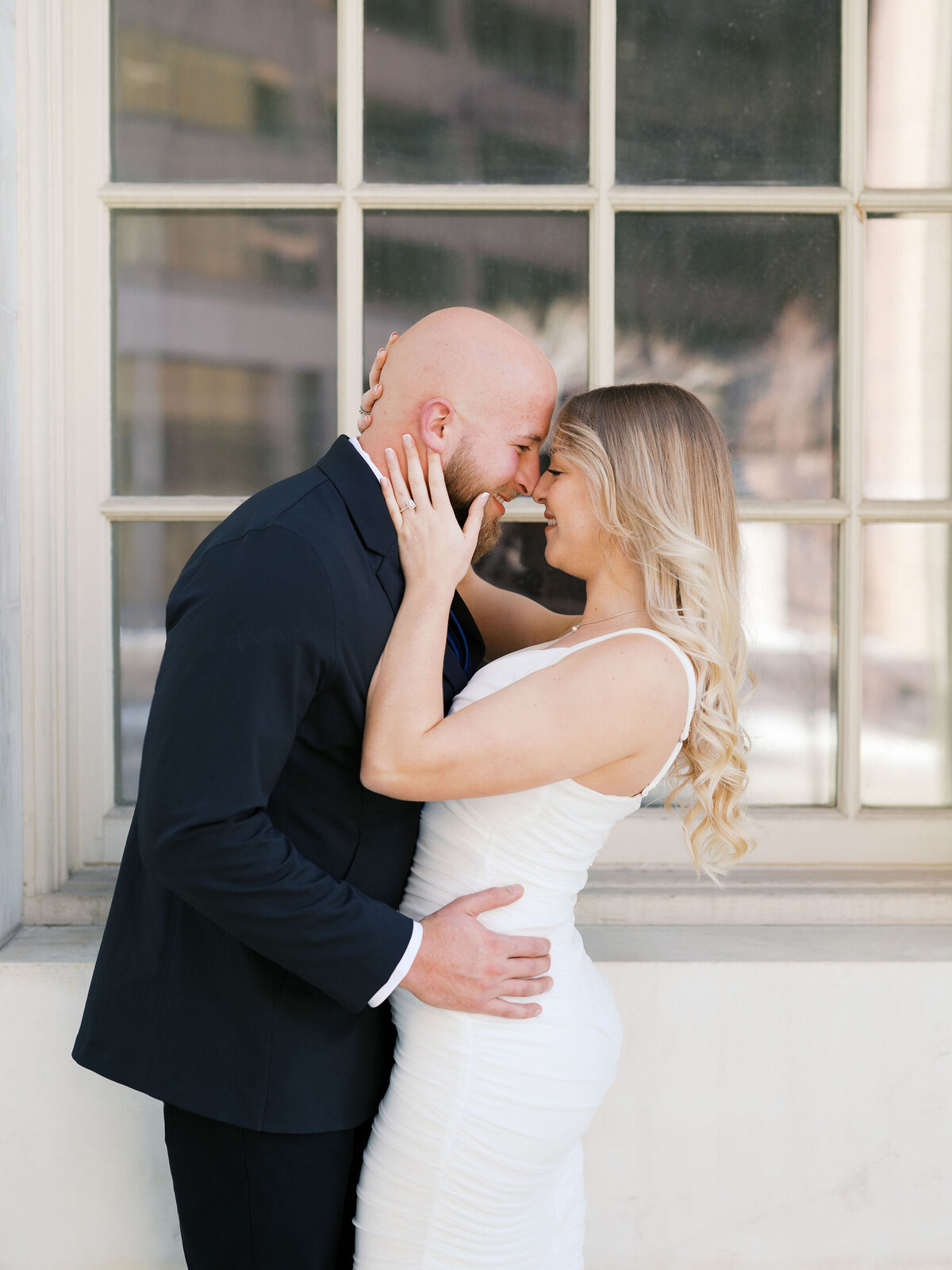 -DowntownDenverEngagementPhotos-AlisonBrookePhotography-19