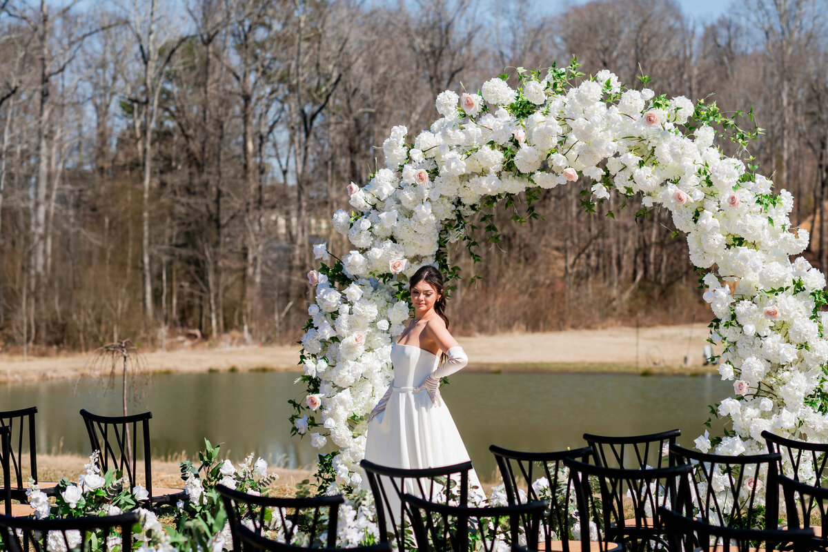 2025_PixelsandWood_JodieBrim_brideGroom-94