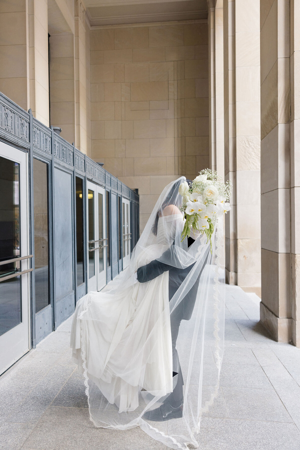 grand rapids wedding photographer