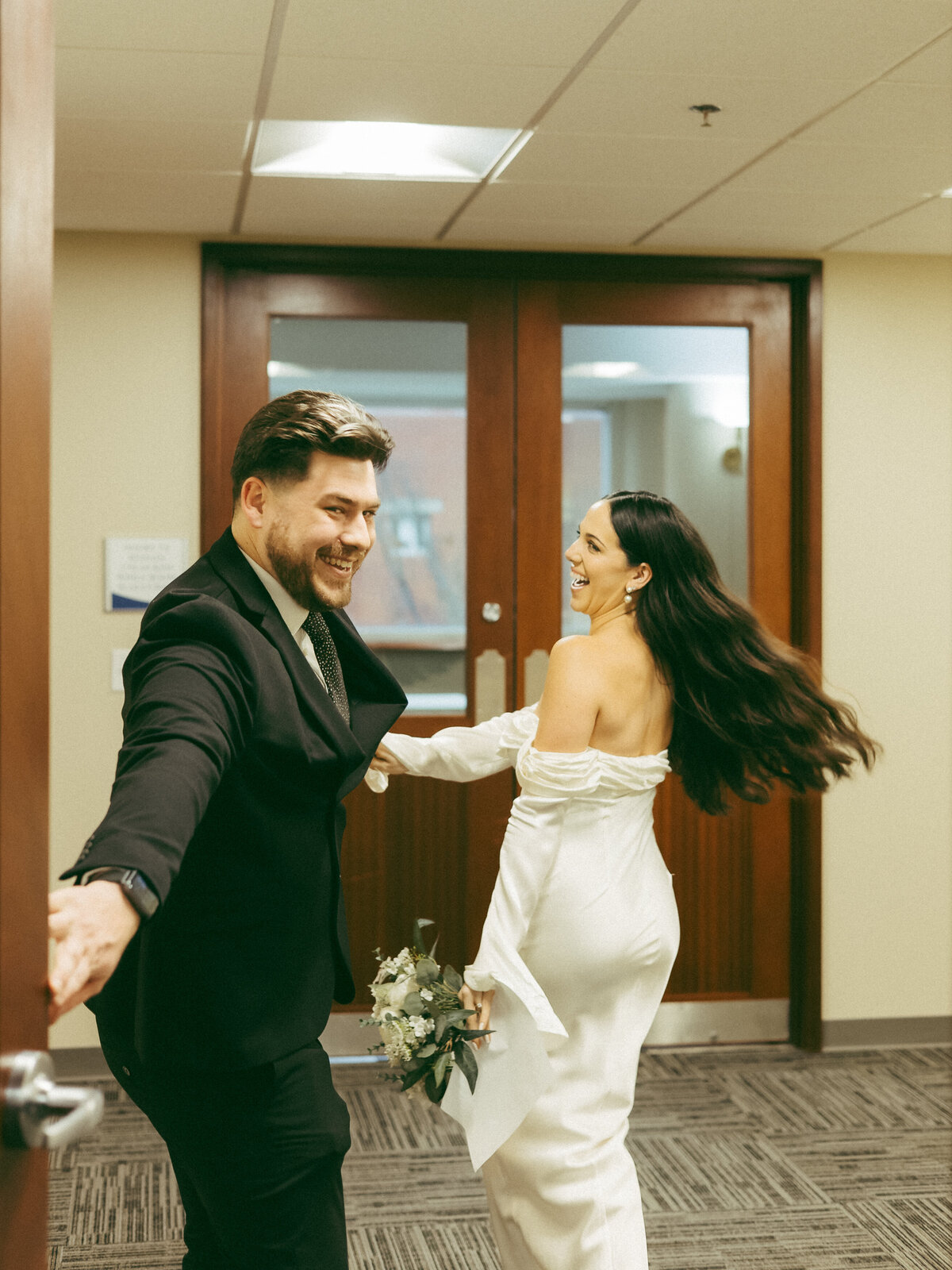 Intimate City Hall Elopement - Stacey Vandas Photography 3-2