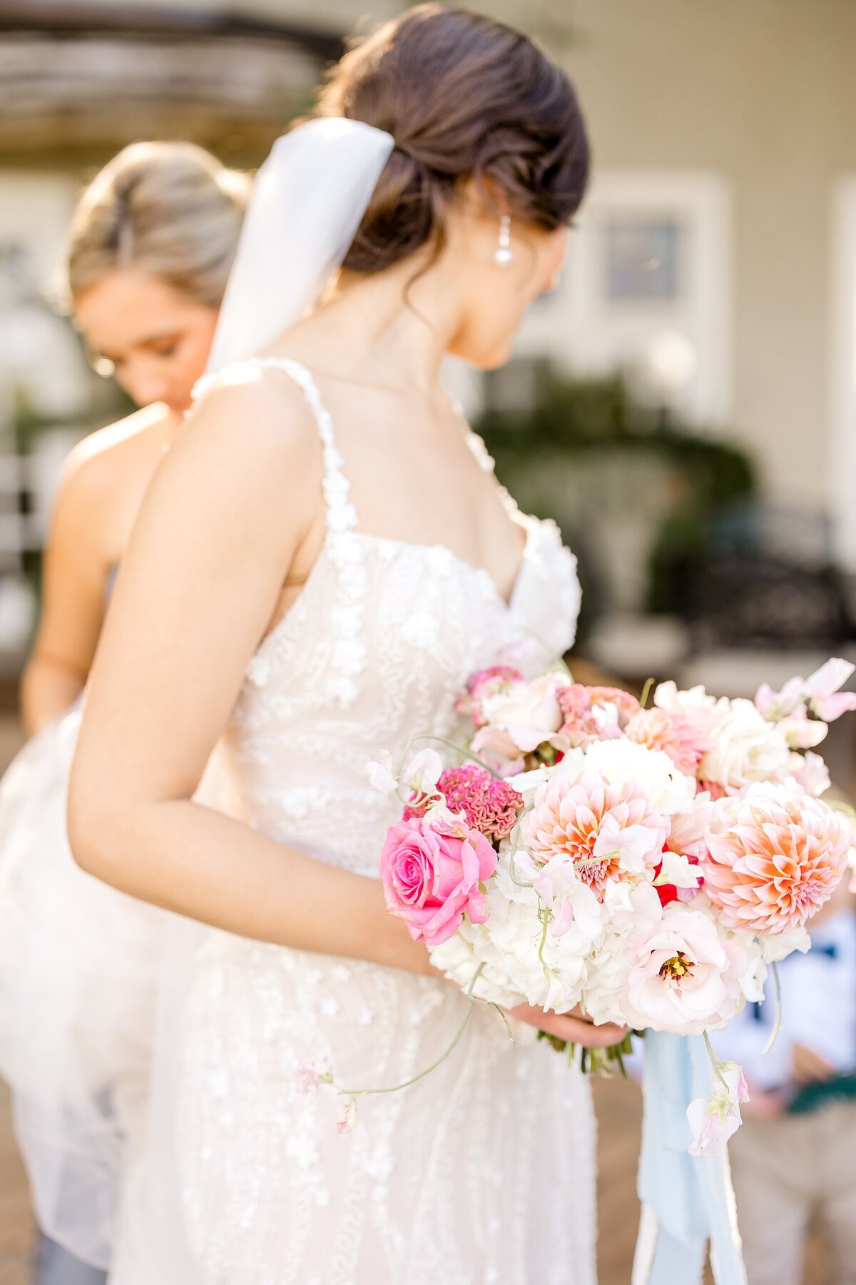 pink and white wedding bouquet flowers for a summer wedding at bavaria downs venue