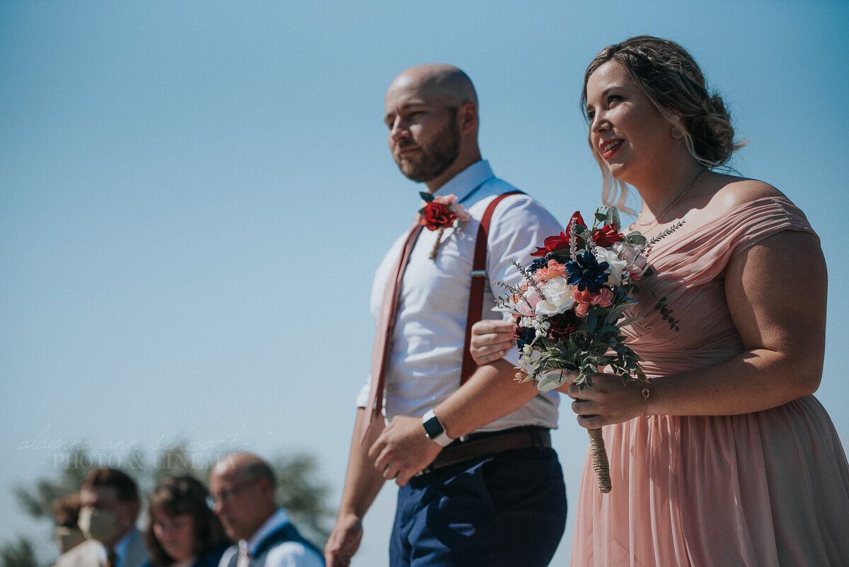 ceremony _ alaynna ann schwartz _ harpors vinyard _ iowa photographer _ playlife photography_0086