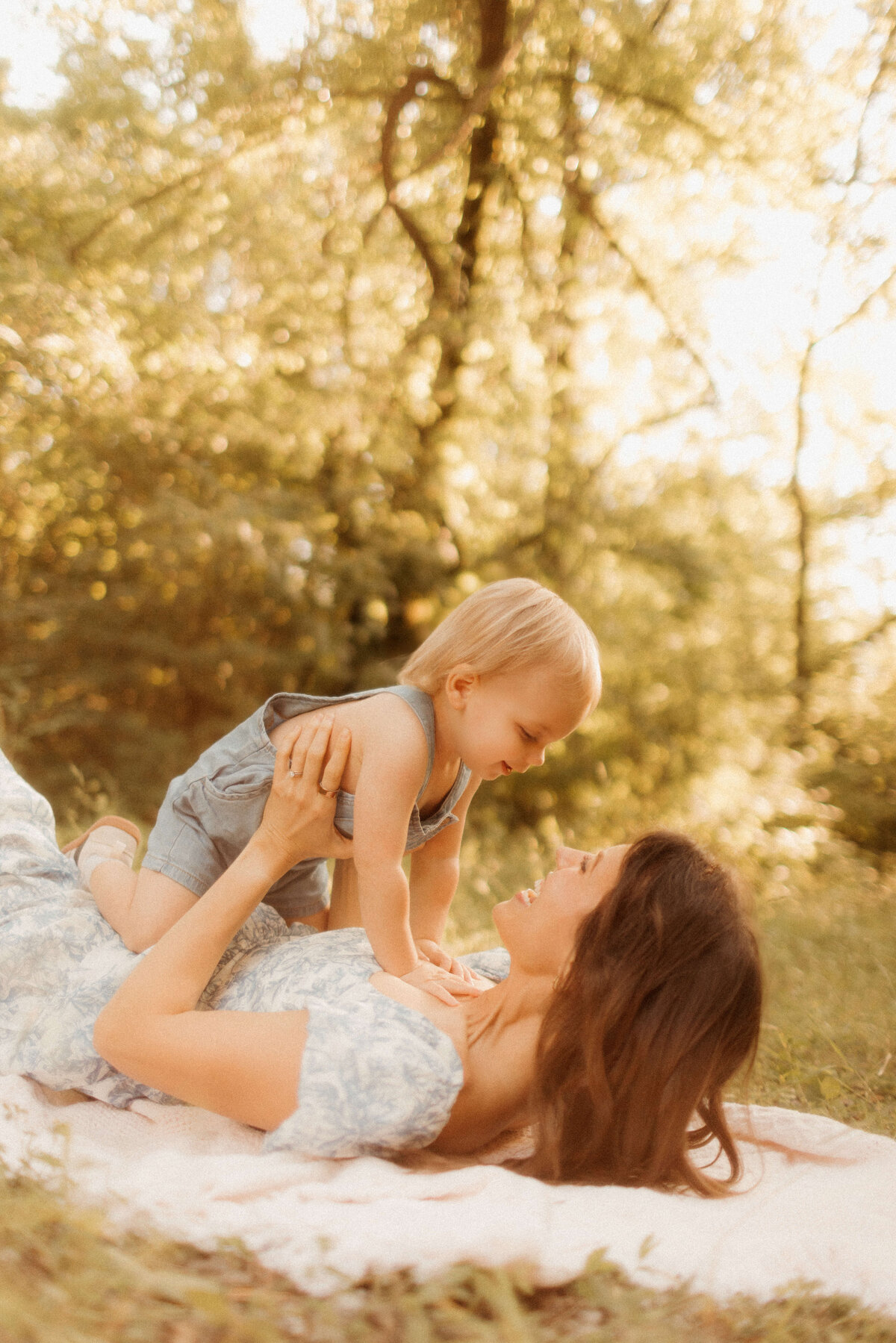 Parents playing with children during relaxed Nashville TN lifestyle family session