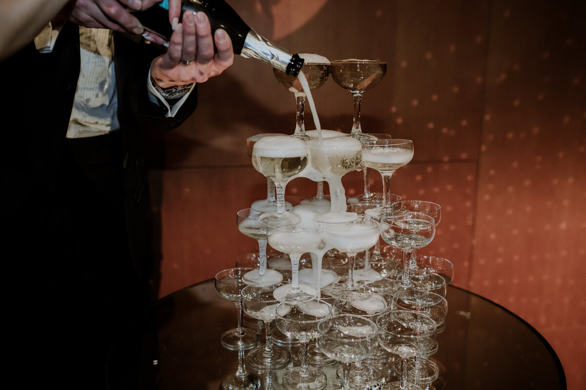 teagan-ryan-wedding-toronto-art-gallery-of-ontario-fairmont-royal-york-new-years-eve-52