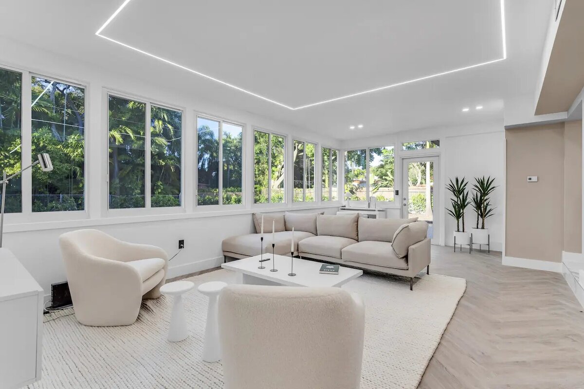 Living Room (5)