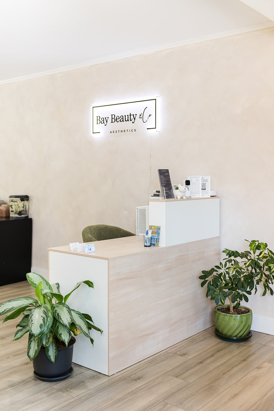 Bay Beauty Team_007_websize