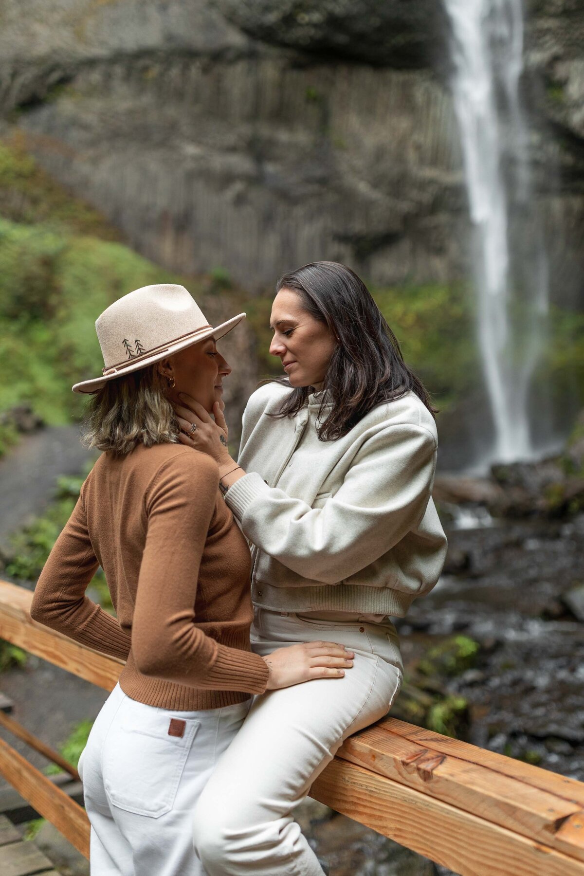 latourell-falls-engagement-session-lgbtq-33