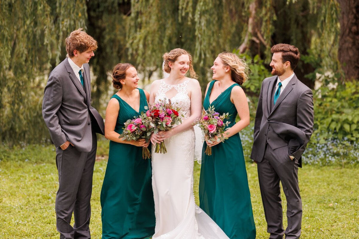 32-grand-rapids-city-flats-hotel-wedding