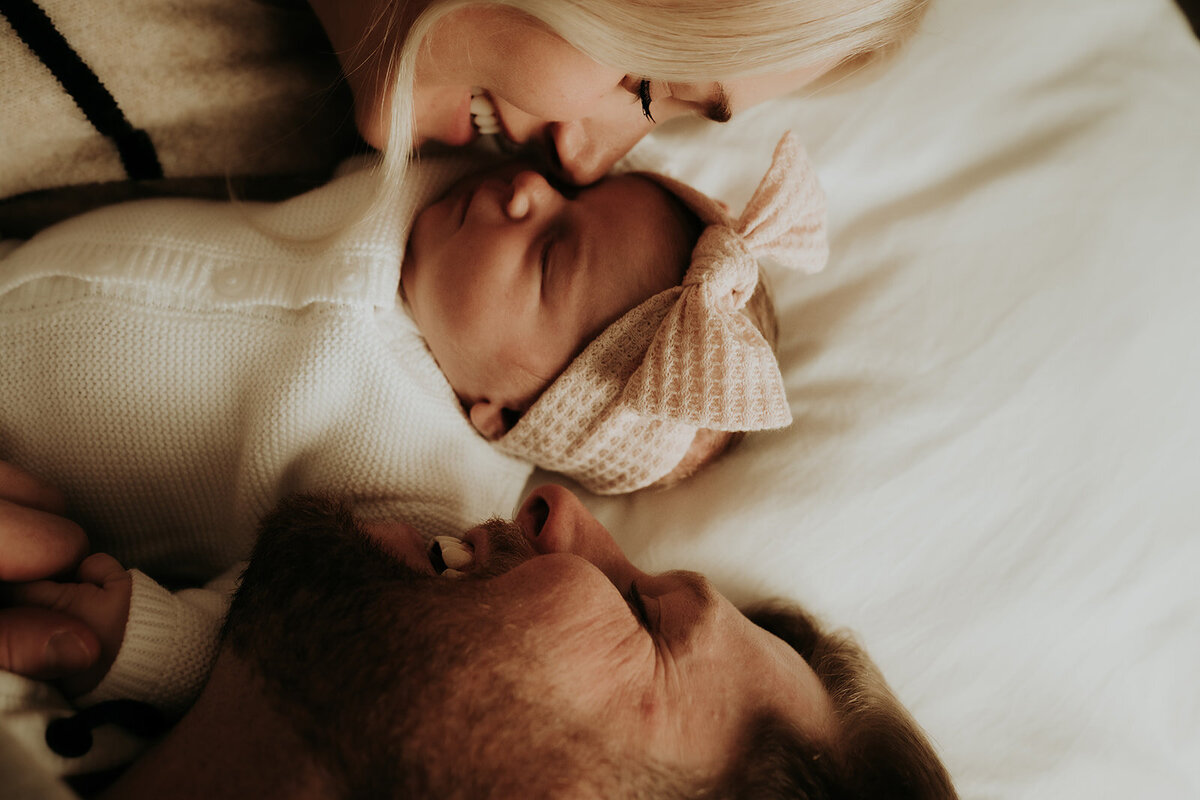 ZettelPhotography.DSC_6991_Cassidy+Trevor+Lilah_Newborn_0166