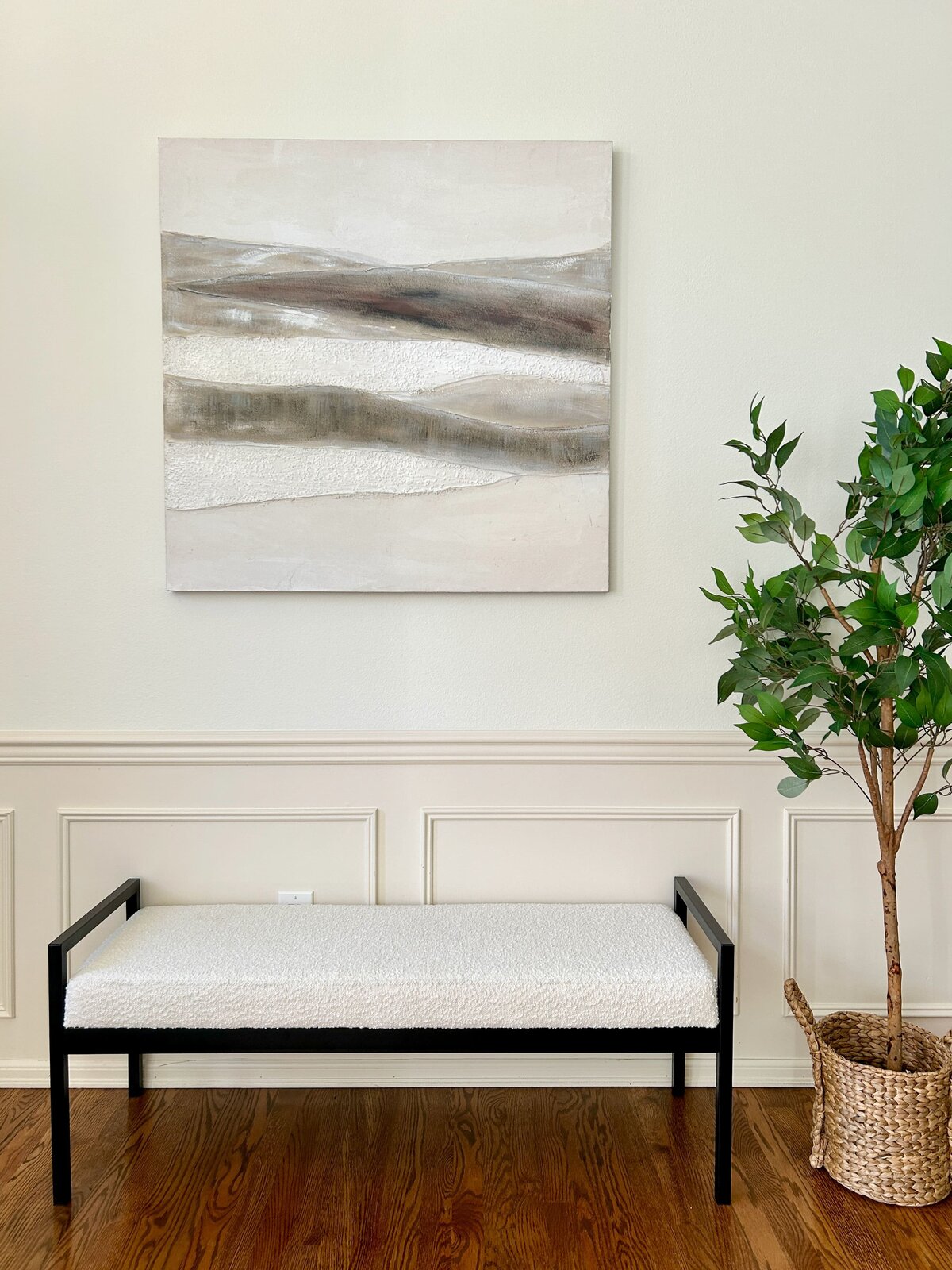 occupied-staging-snohomish-craftsman-foyer-modernmollusk