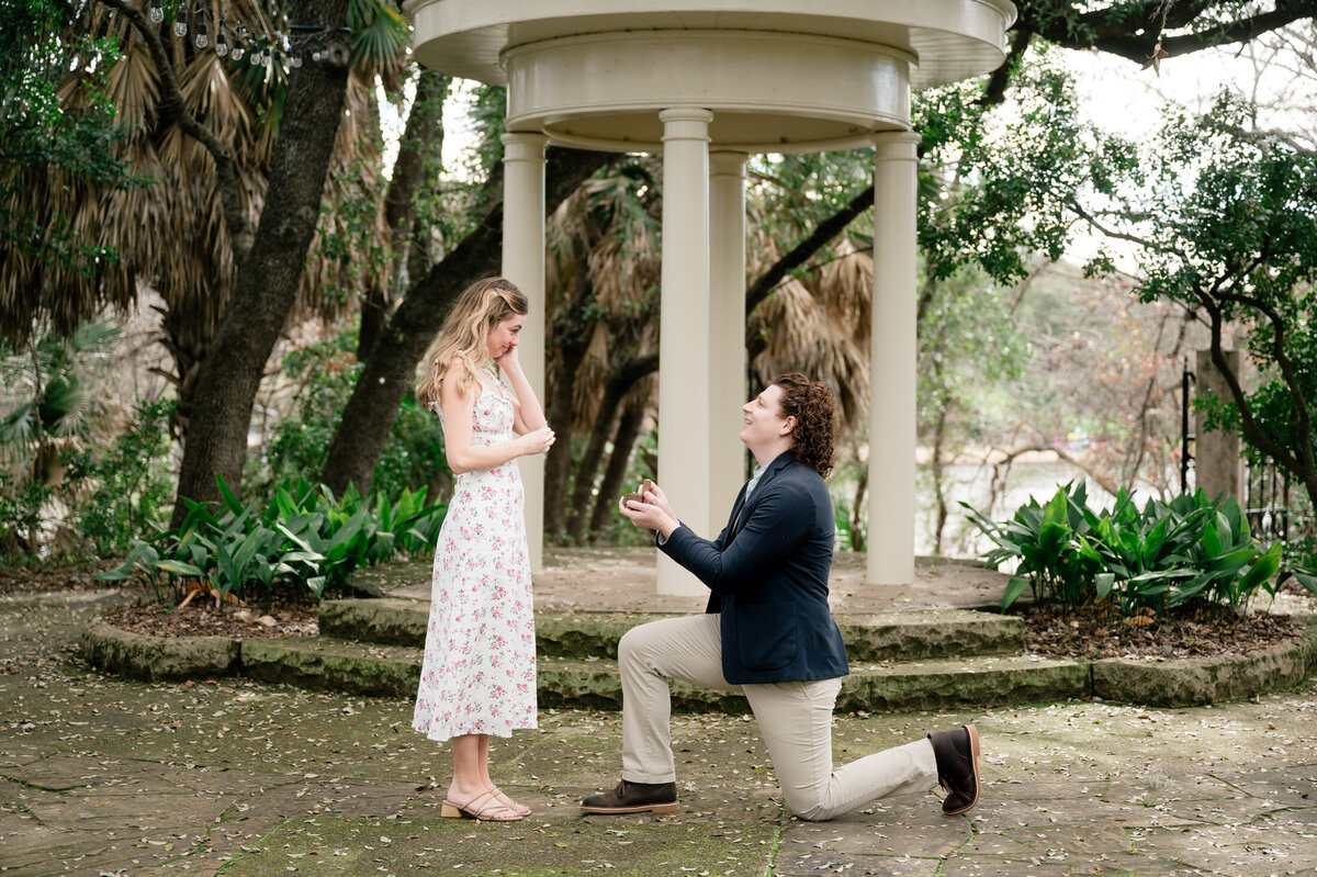 laguna gloria proposal temple of love caitlin mcweeney photography-001