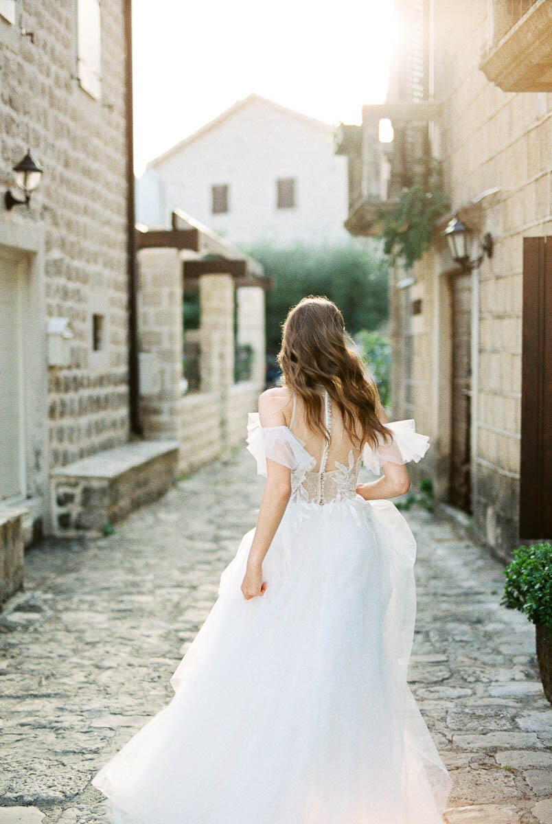 Wedding 1200px-1212