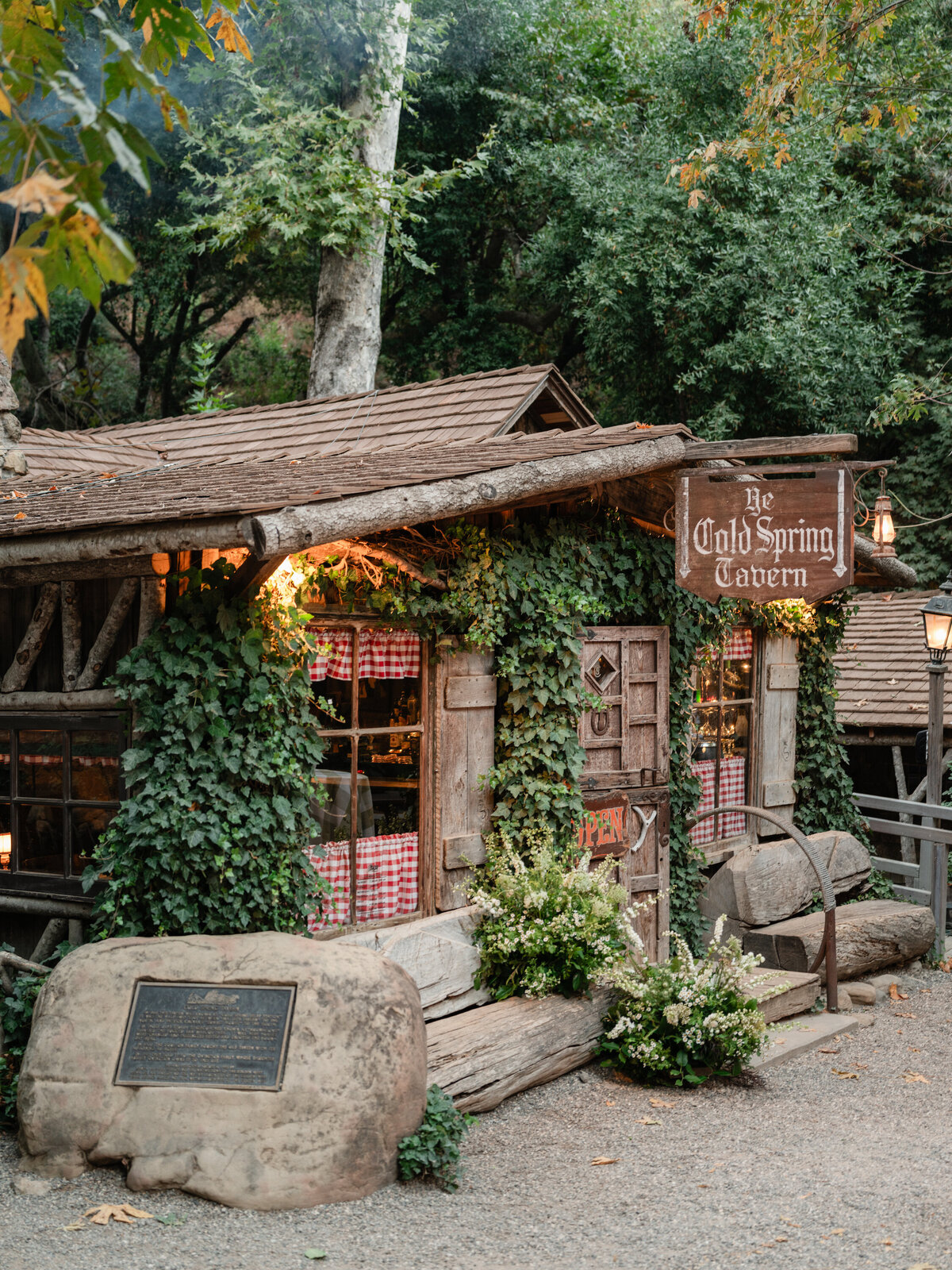Tyler Speier - San Ysidro Ranch Wedding - KT Merry-sp-27