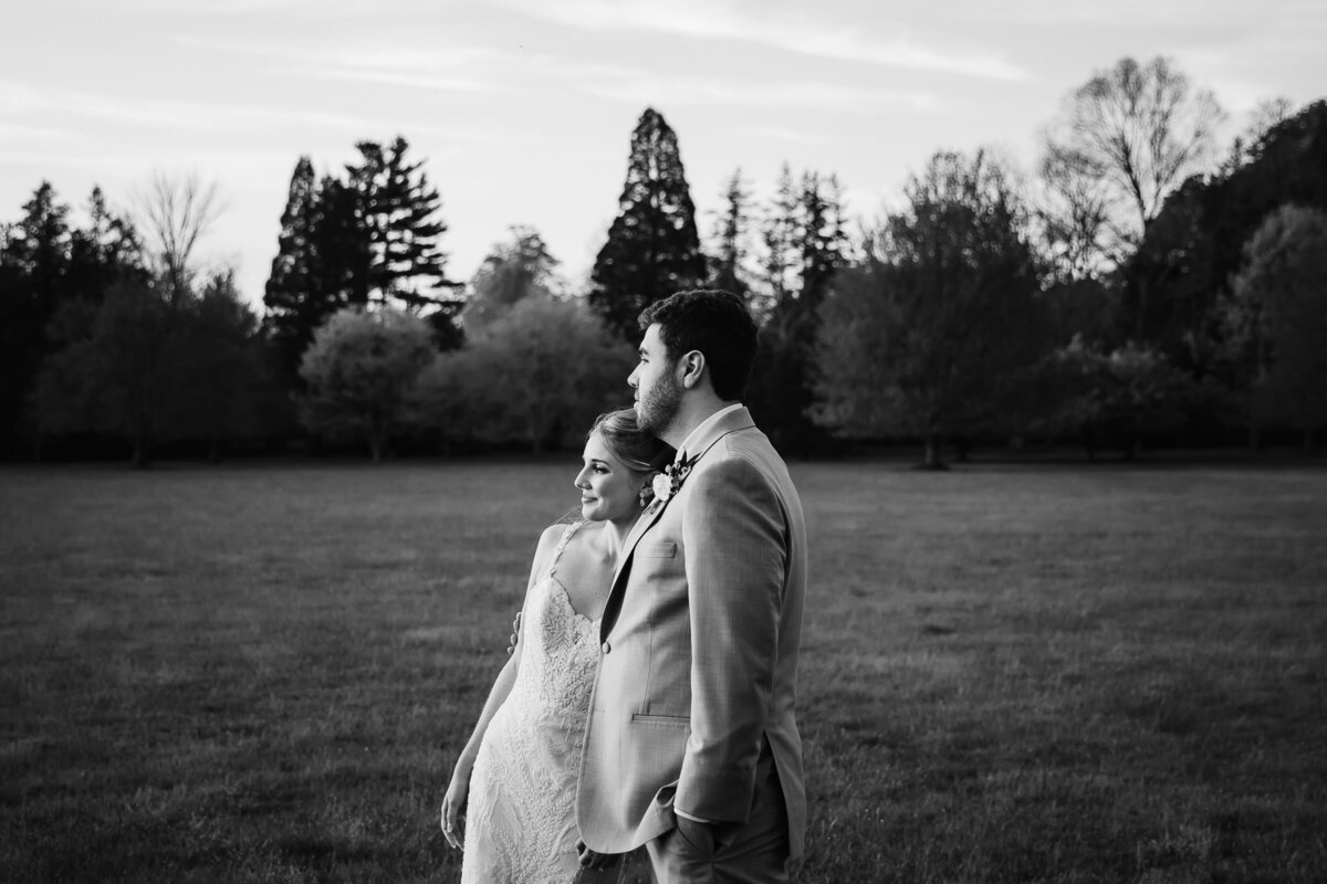 Nicole-Marcelle-Photography_006_spring-blithewold-rhode-island-wedding