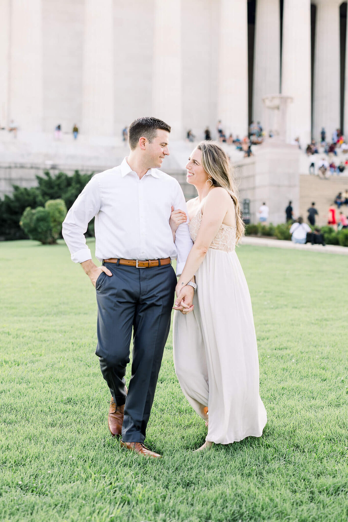 engagement-lincoln-memorial-proposal-photography-washington-DC-virginia-maryland-modern-light-and-airy-classic-timeless-romantic-46