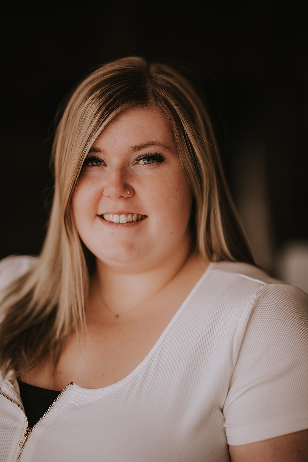 Headshot of Edmonton Wedding Photographer
